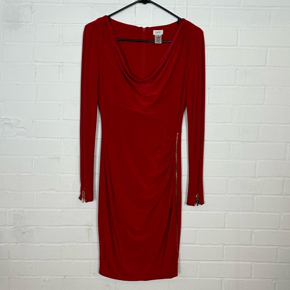 Stunning Caché Red Dress with Zipper Detail - Picture 4 of 8
